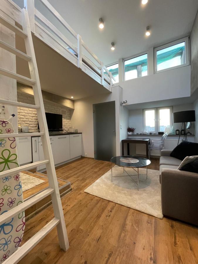 Warynskiego 9 - Piekna Panorama Miasta - Smart Tv 42 Cale - Wifi - Ekspres Kapsulkowy - W Pelni Wyposazona Kuchnia Varsovia Exterior foto